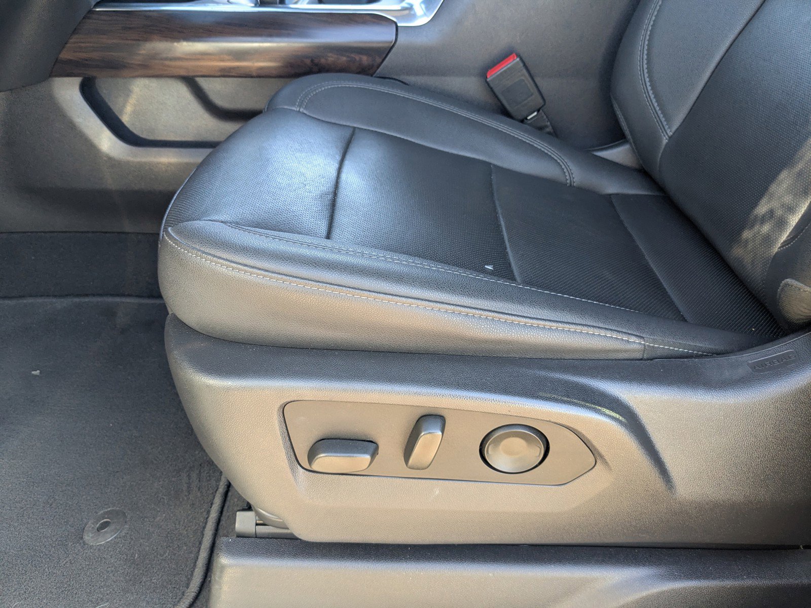 Used 2023 GMC Sierra 1500 SLT w/ SLT Premium Package image 19