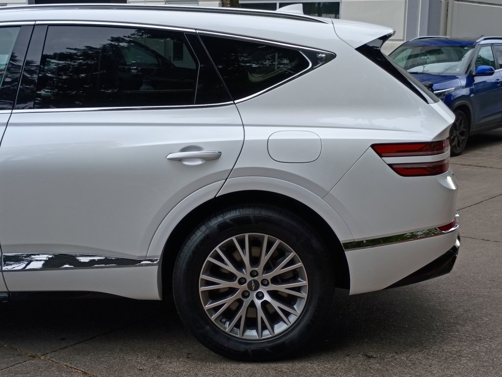 Used 2024 Genesis GV80 2.5T image 5