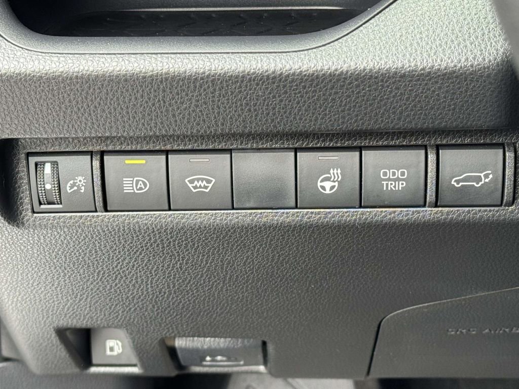 Used 2023 Toyota RAV4 XSE w/ Weather Package AWD/4WD image 17