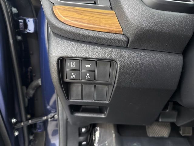 Used 2017 Honda CR-V Touring image 32