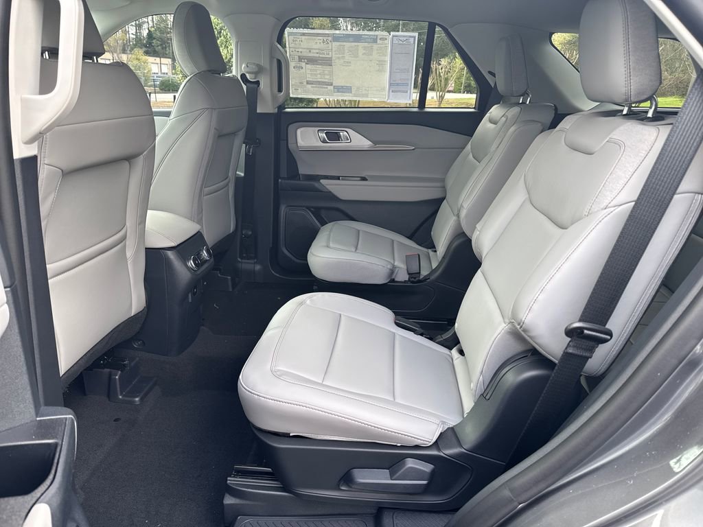 New 2026 Ford Explorer Active w/ Active Comfort Package image 29