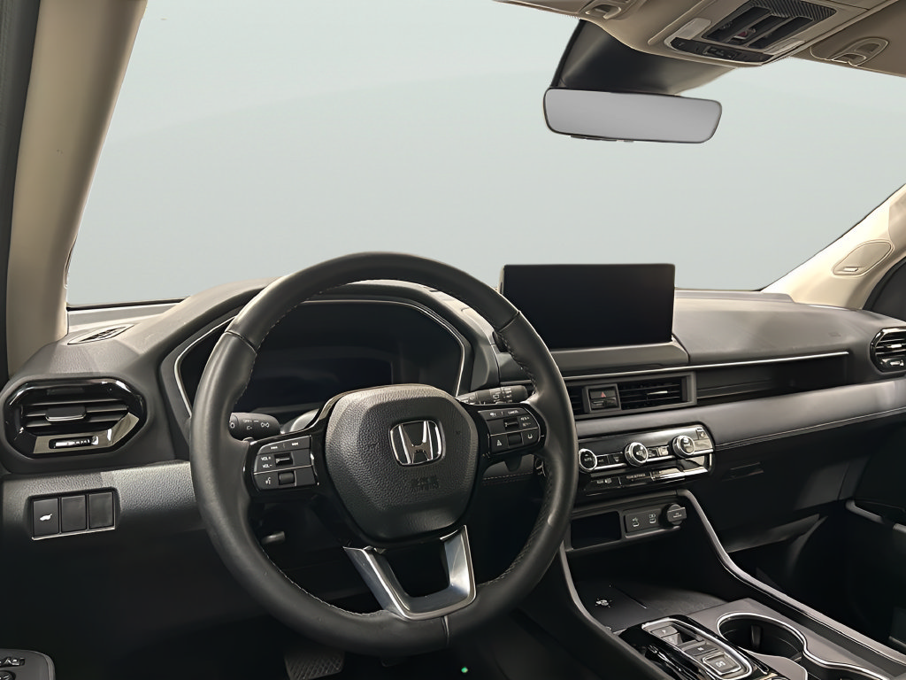 Certified 2026 Honda Pilot Touring image 11