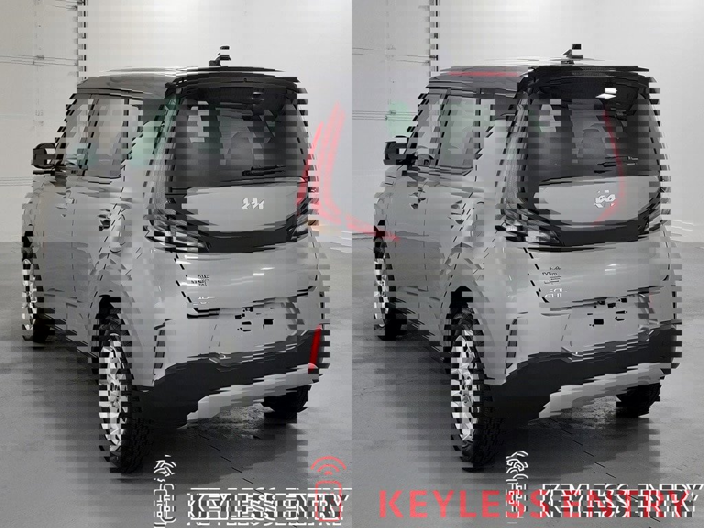 Used 2023 Kia Soul LX w/ Option Group 015 image 7