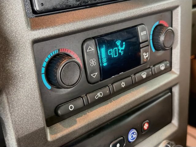 Used 2003 HUMMER H2 w/ Preferred Equipment Group AWD/4WD image 15