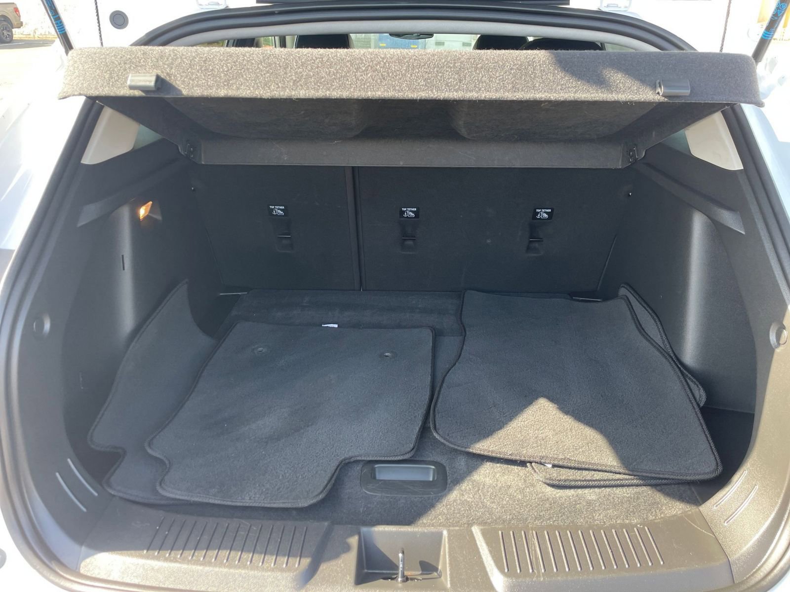 Used 2025 Chevrolet Trax LT w/ LT Convenience Package image 29