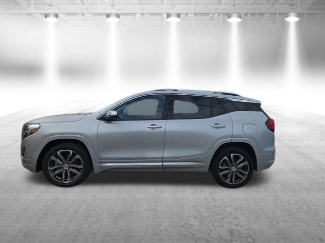 Used 2020 GMC Terrain Denali w/ Denali Premium Package image 9