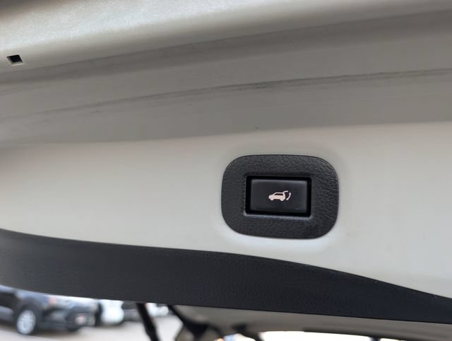 Used 2020 Nissan Rogue SL FWD image 28