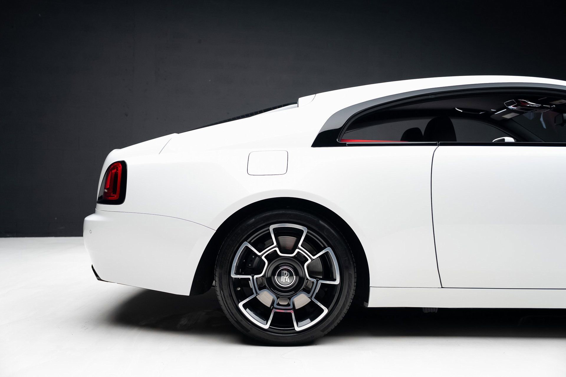 Used 2020 Rolls-Royce Wraith image 37