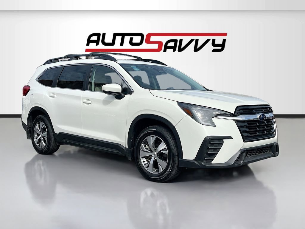 Used 2024 Subaru Ascent Premium w/ Convenience Package image 1