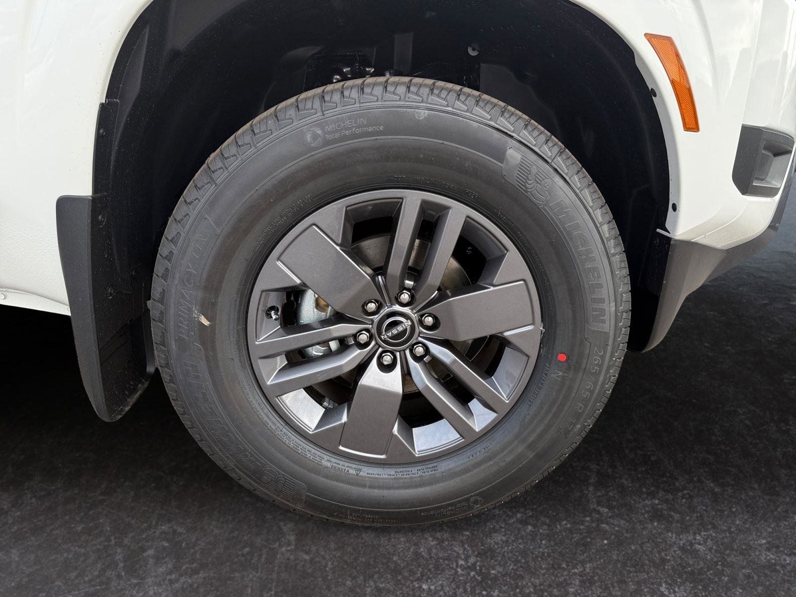 New 2026 Nissan Frontier SV w/ Tow Package AWD/4WD image 27