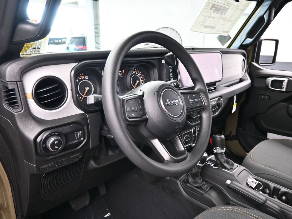 New 2026 Jeep Gladiator Sport AWD/4WD image 10