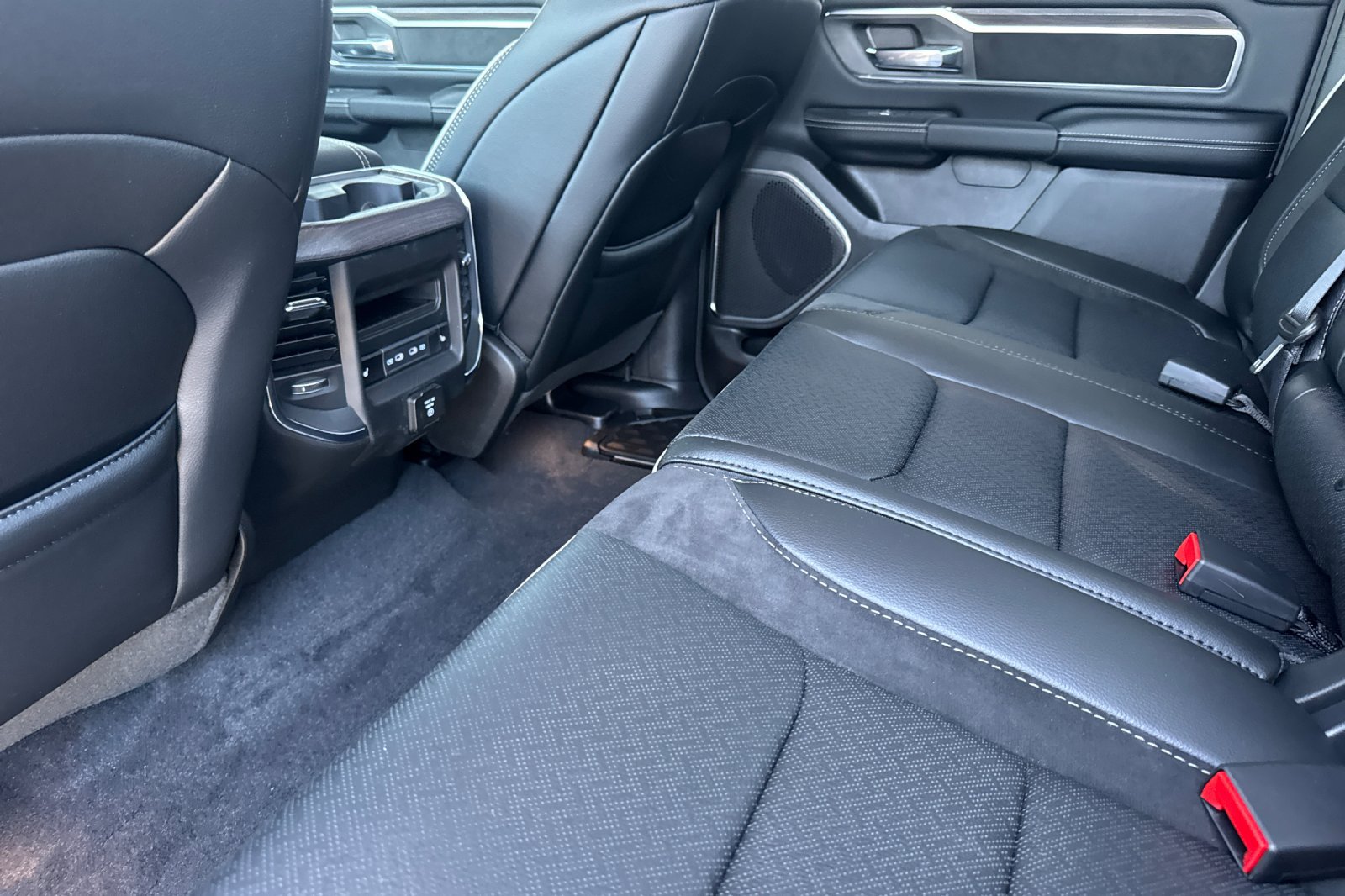 New 2026 RAM 1500 Laramie w/ Night Edition AWD/4WD image 11