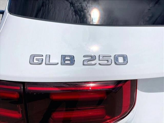 New 2026 Mercedes-Benz GLB 250 image 28