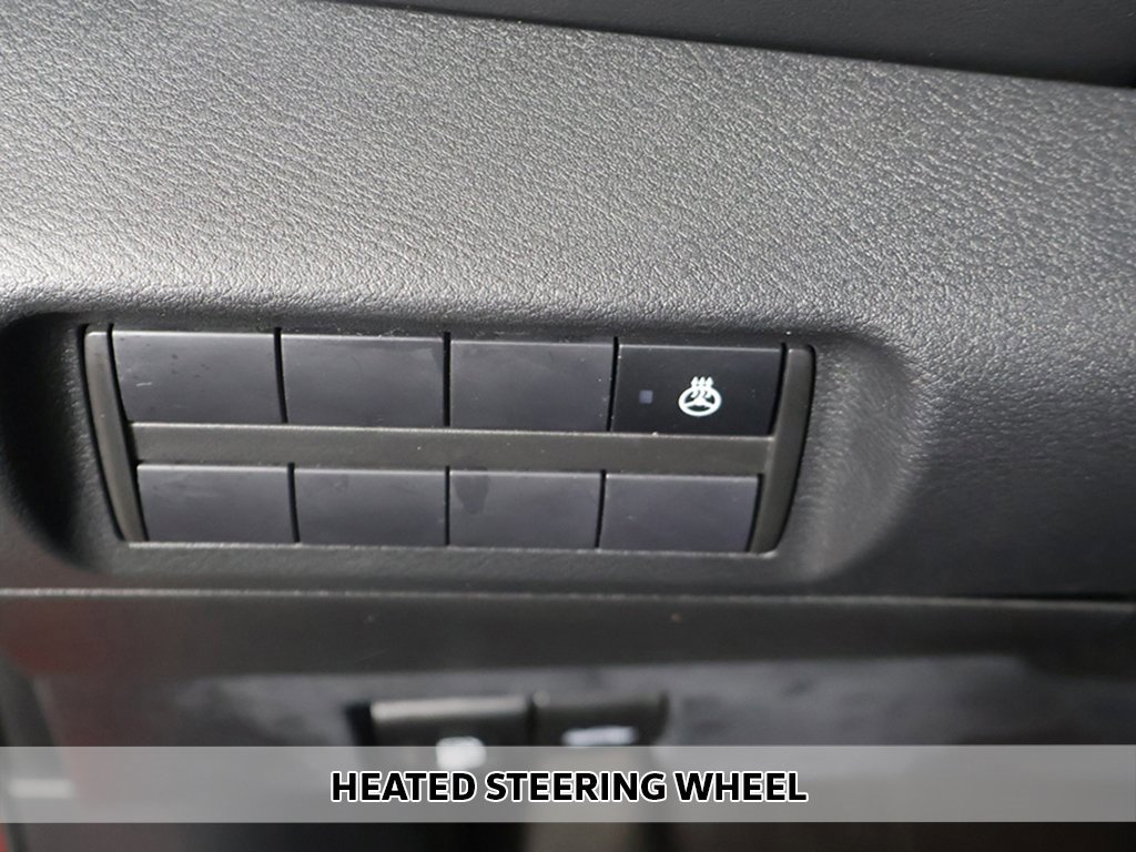 Used 2023 Nissan Kicks SR w/ SR Premium Package image 7