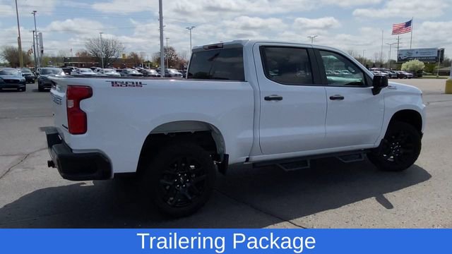 Certified 2022 Chevrolet Silverado 1500 Custom Trail Boss w/ LPO, Dark Essentials Package AWD/4WD image 9