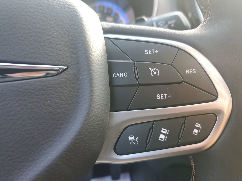 New 2026 Chrysler Pacifica Pinnacle image 34