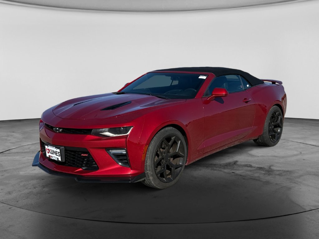 Used 2016 Chevrolet Camaro SS RWD image 4