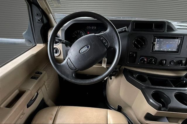 Used 2016 Ford E-450 and Econoline 450 Super Duty w/ Motorhome Prep Package RWD image 8