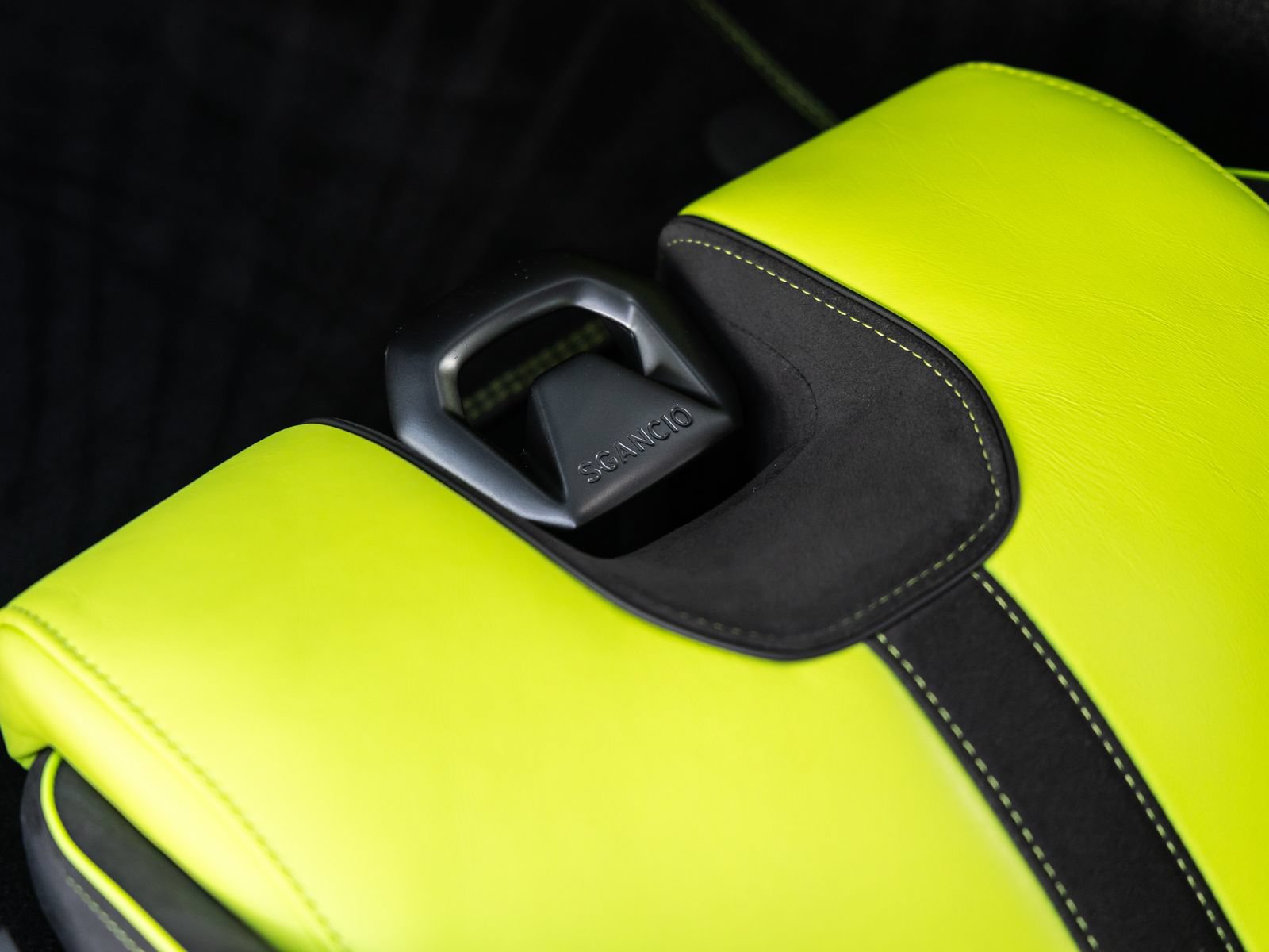 Used 2025 Lamborghini Revuelto AWD/4WD image 44
