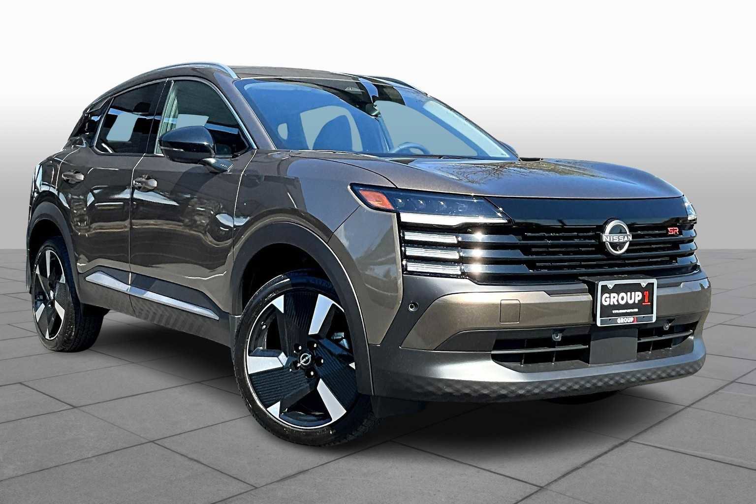 New 2026 Nissan Kicks SR image 2