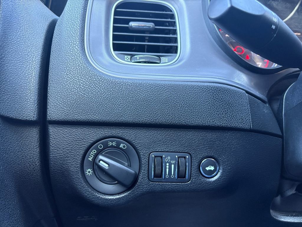 Used 2023 Dodge Charger GT image 4