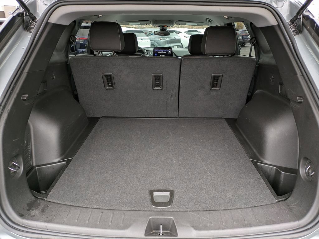 Used 2025 Chevrolet Blazer LT image 14