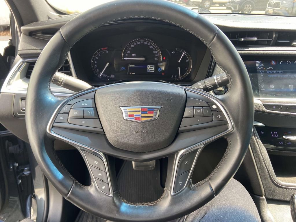Used 2019 Cadillac XT5 Luxury w/ Sport Package image 35