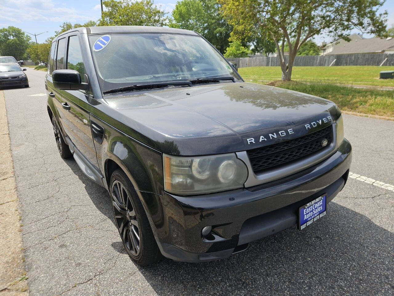Used 2011 Land Rover Range Rover Sport HSE LUX AWD/4WD image 8
