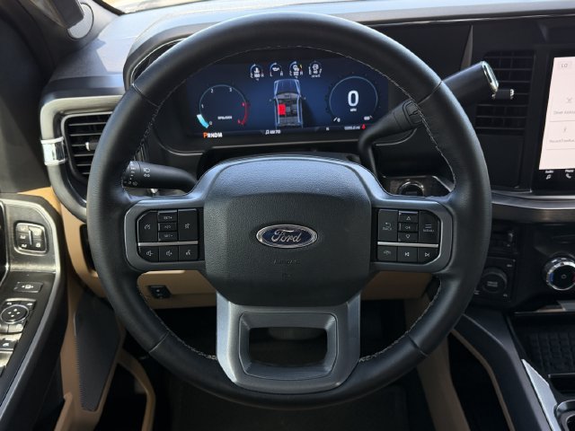 Used 2025 Ford F250 Lariat AWD/4WD image 12