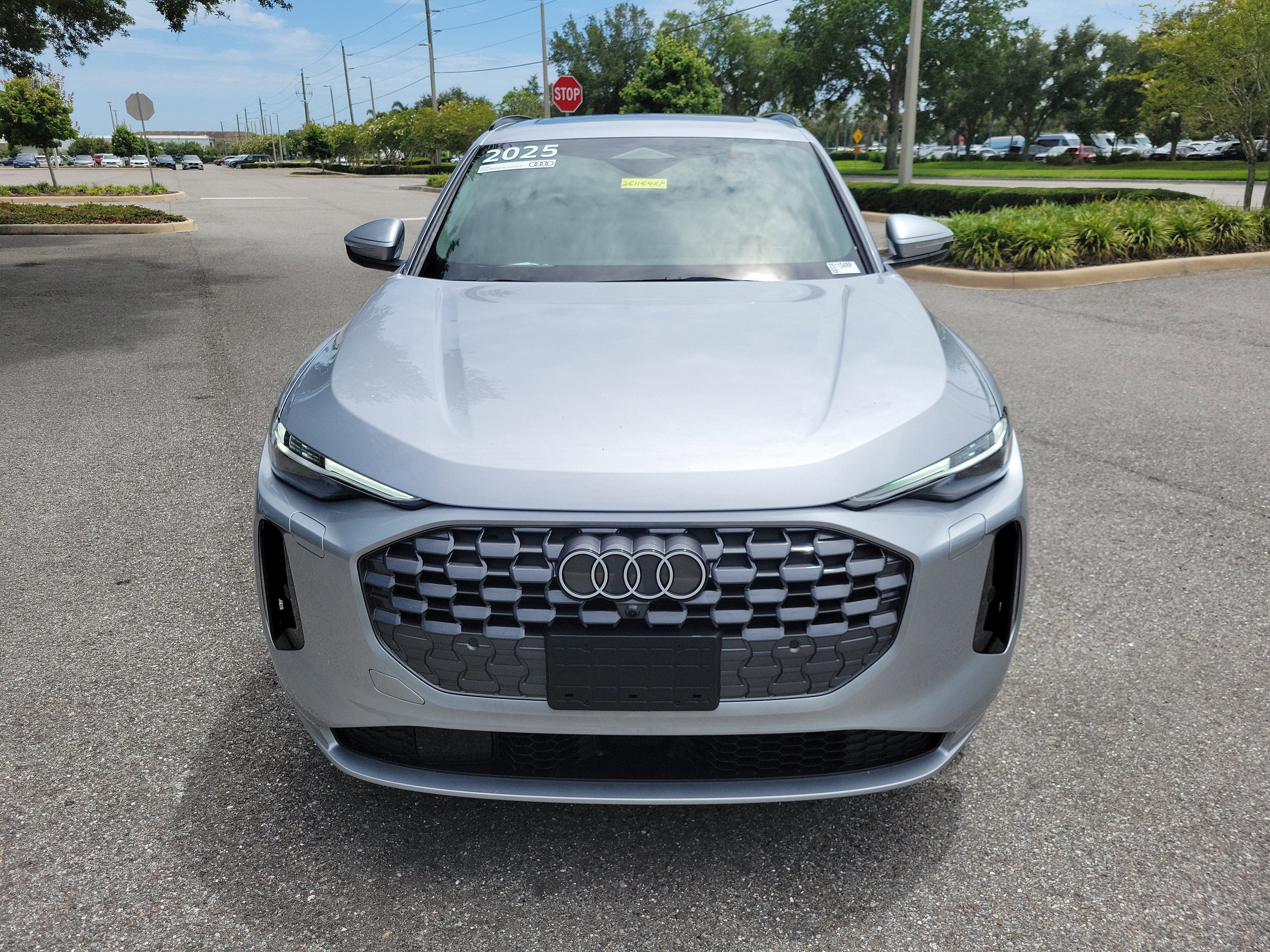 Certified 2025 Audi Q5 Premium Plus w/ Premium Plus AWD/4WD image 3