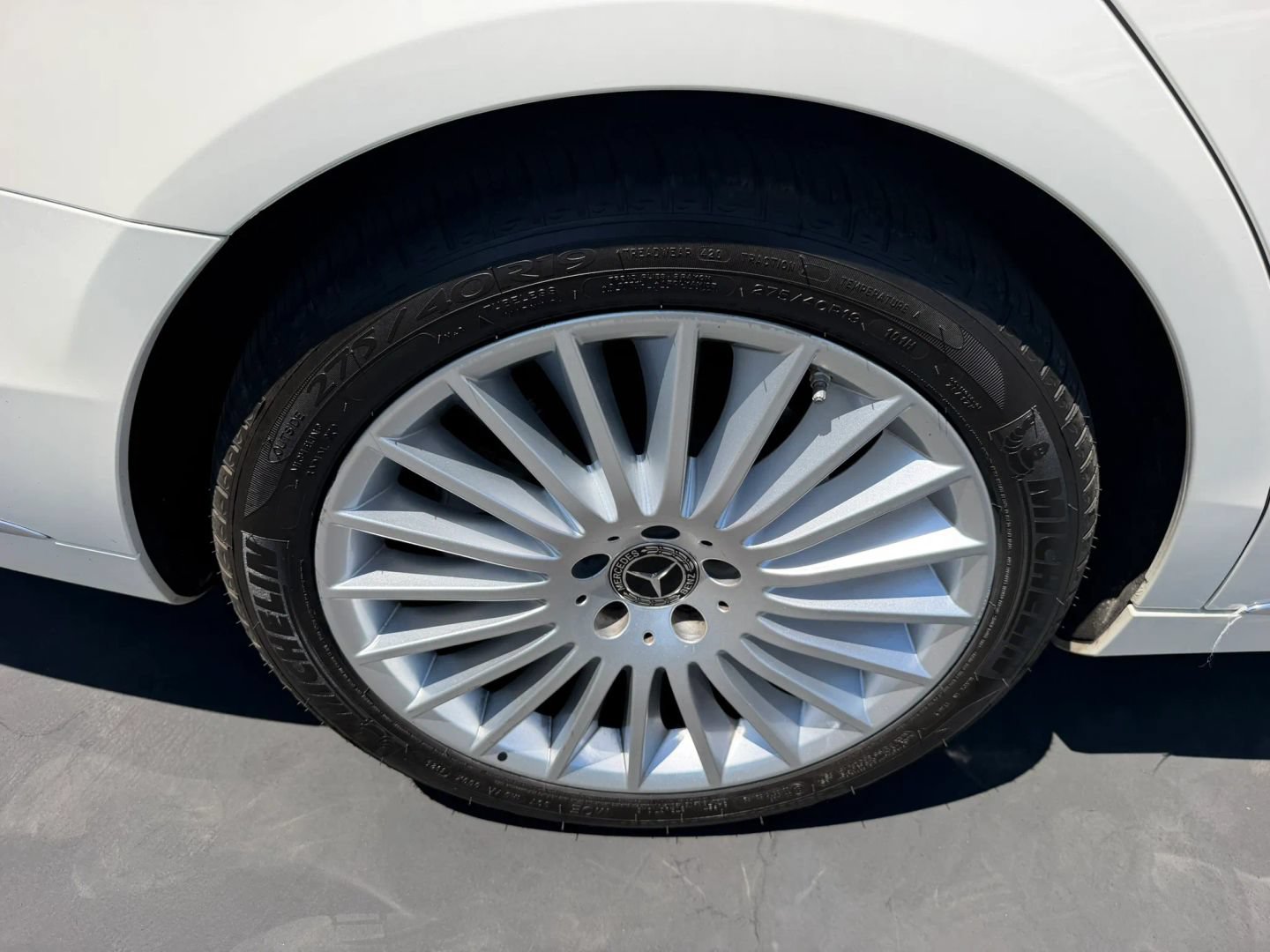 Used 2019 Mercedes-Benz S 560 Sedan image 31