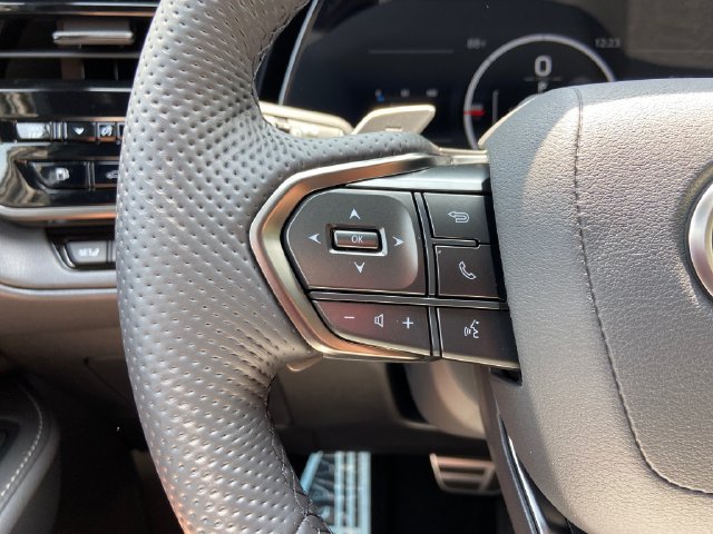 New 2026 Lexus TX 500h AWD w/ Technology Package image 16