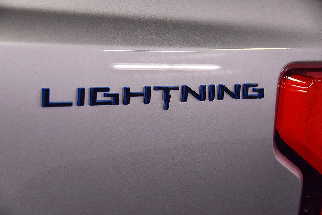 Used 2023 Ford F150 Lightning Pro image 34
