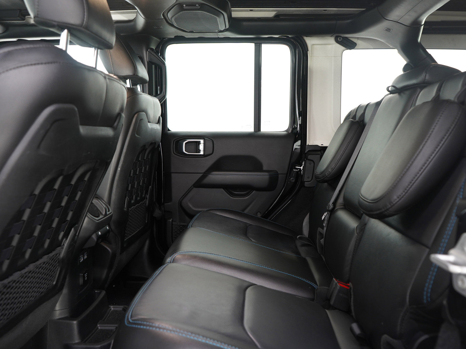 Used 2023 Jeep Wrangler Unlimited Rubicon 4xe w/ Cold Weather Group image 18