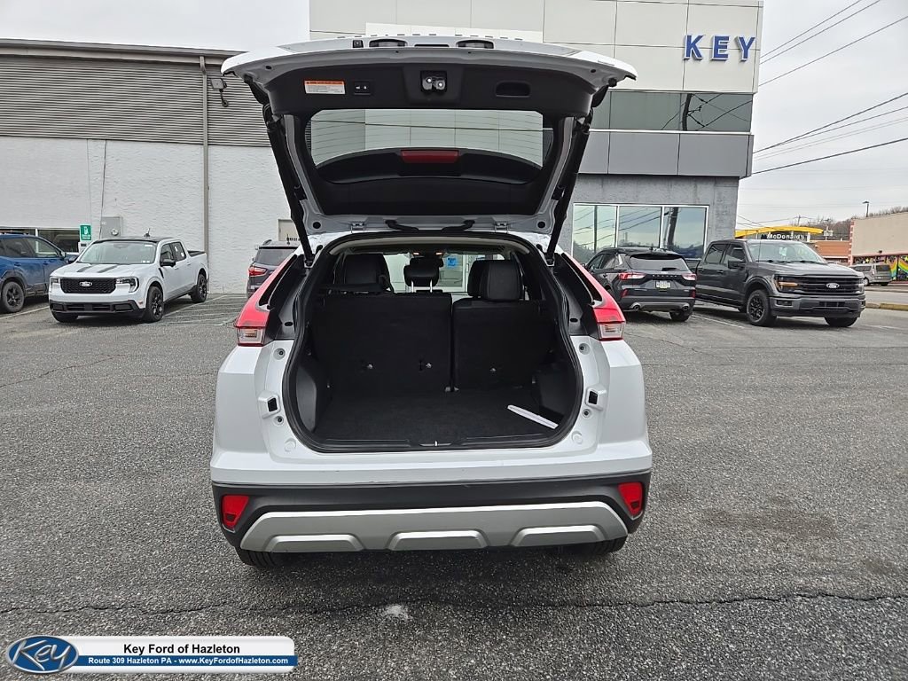 Used 2024 Mitsubishi Eclipse Cross SE image 11