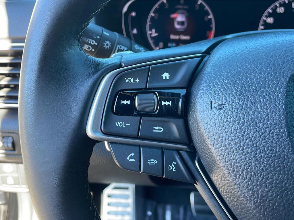 Used 2020 Honda Accord Sport image 29