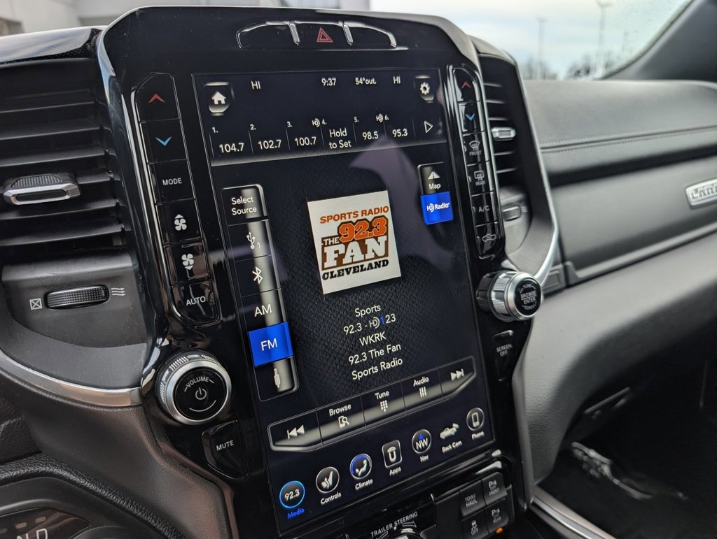 Used 2021 RAM 1500 Laramie w/ Sport Appearance Package image 27