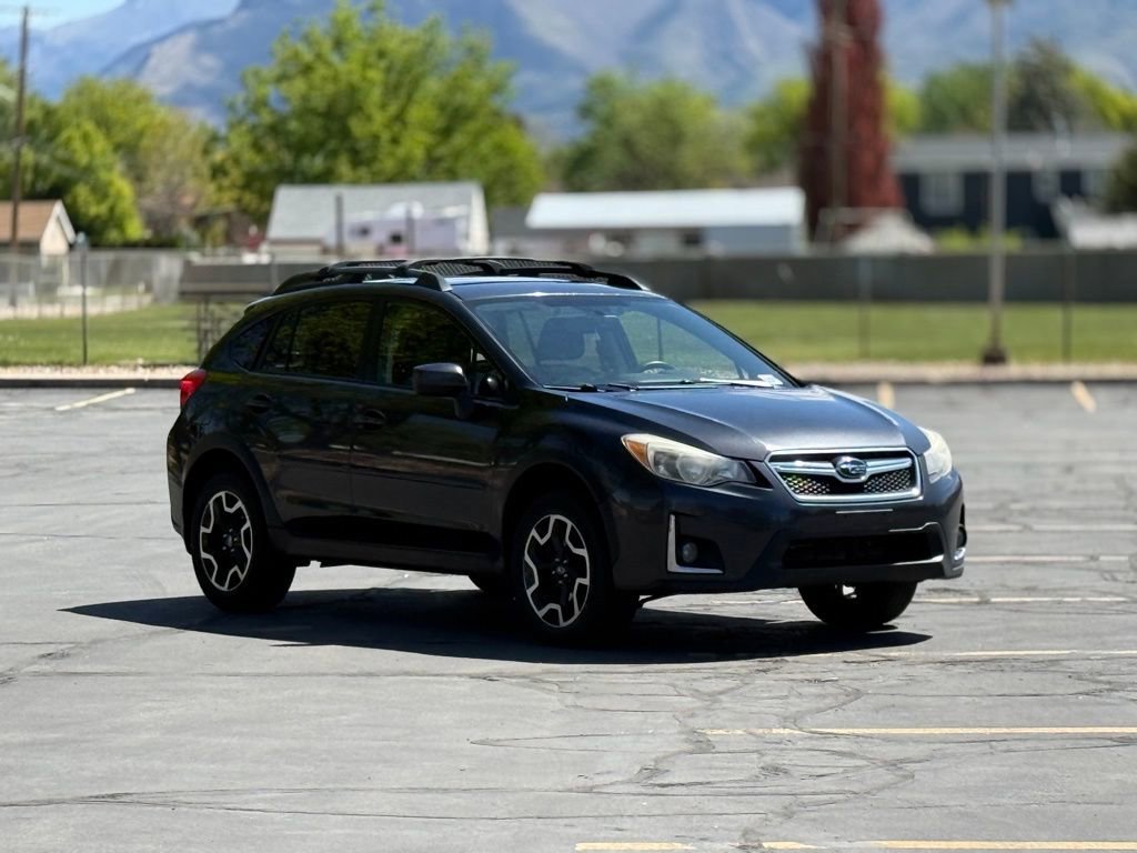 Used 2016 Subaru Crosstrek 2.0i Premium AWD/4WD image 3
