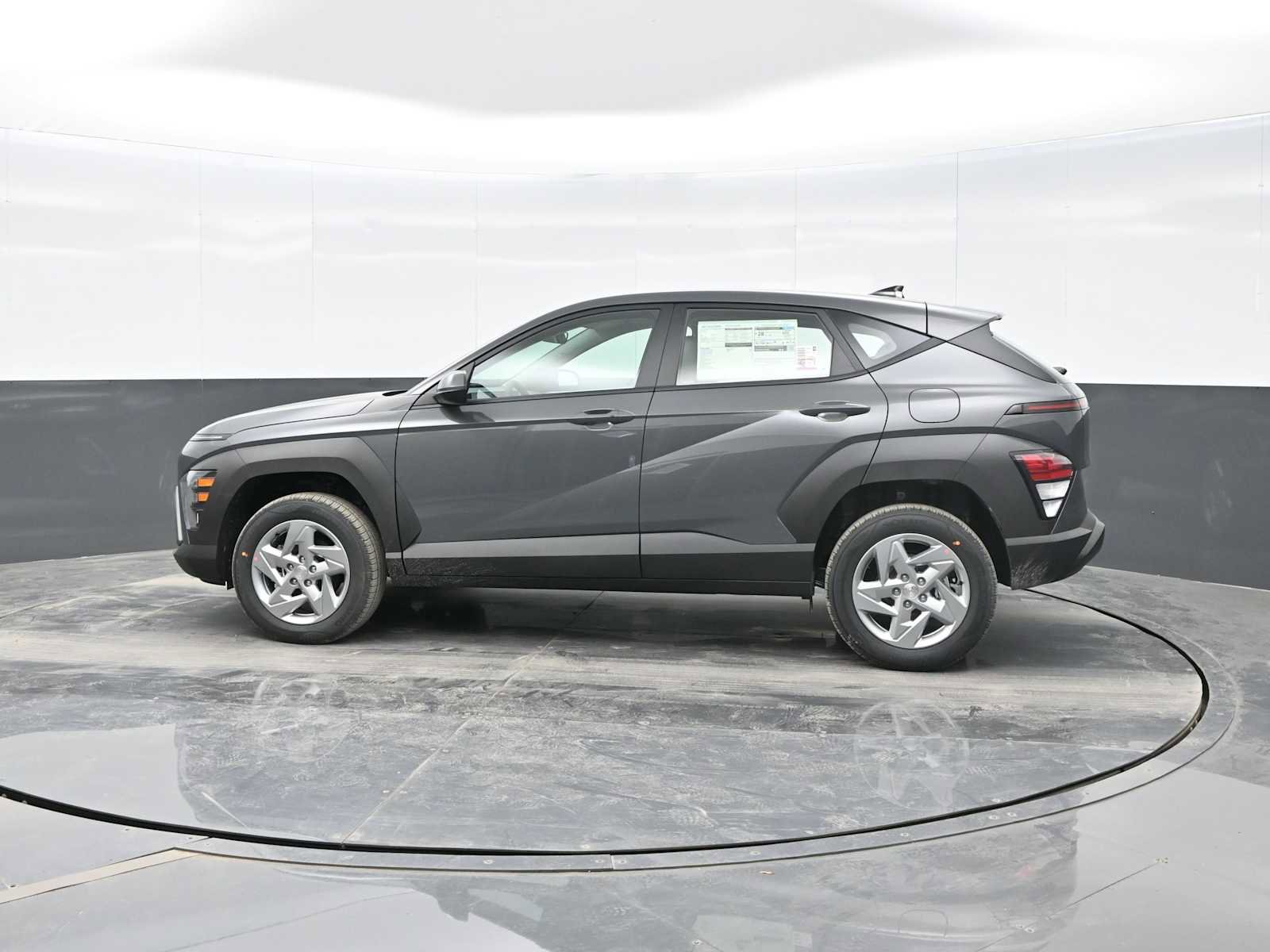 New 2026 Hyundai Kona SE image 5