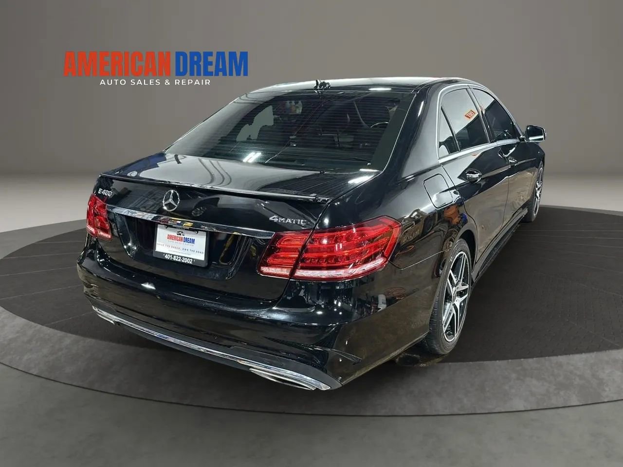 Used 2016 Mercedes-Benz E 400 4MATIC Sedan image 5