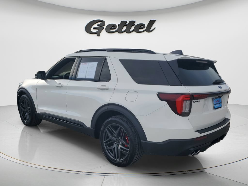 Used 2025 Ford Explorer ST AWD/4WD image 7