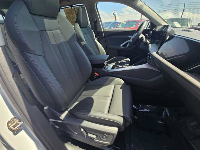 Used 2025 Audi Q5 Prestige AWD/4WD image 10