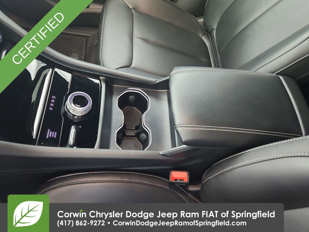 Certified 2025 Jeep Grand Cherokee L Limited w/ Black Appearance Package image 20