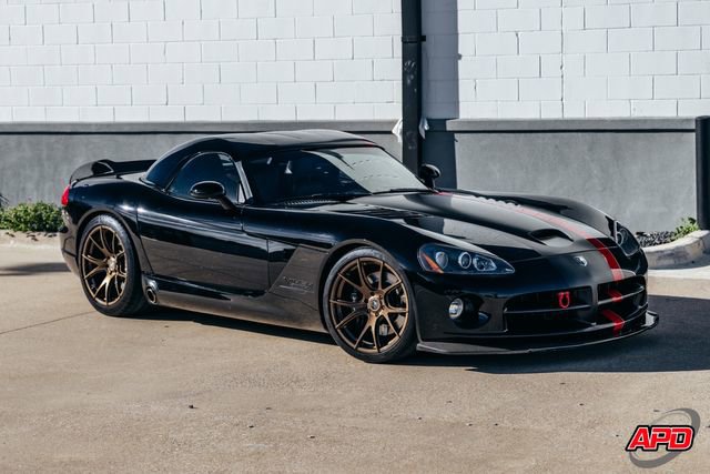 Used 2004 Dodge Viper SRT-10 image 34