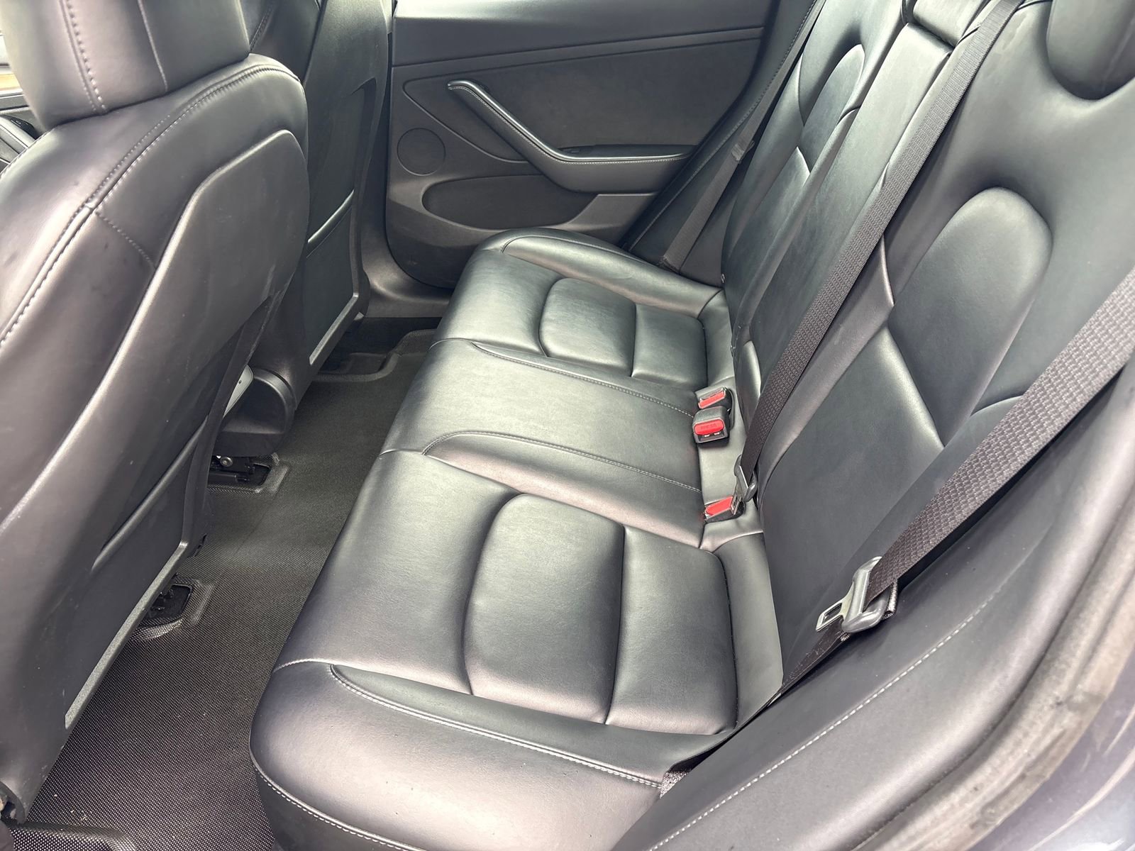 Used 2022 Tesla Model 3 RWD image 25