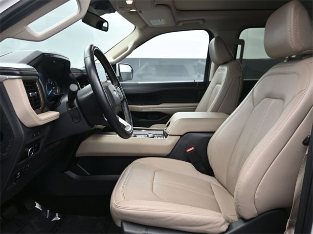 Used 2023 Ford Expedition Max Limited image 10