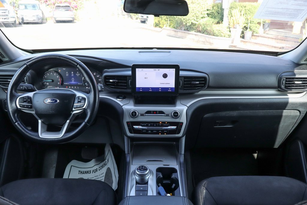 Used 2022 Ford Explorer XLT image 26