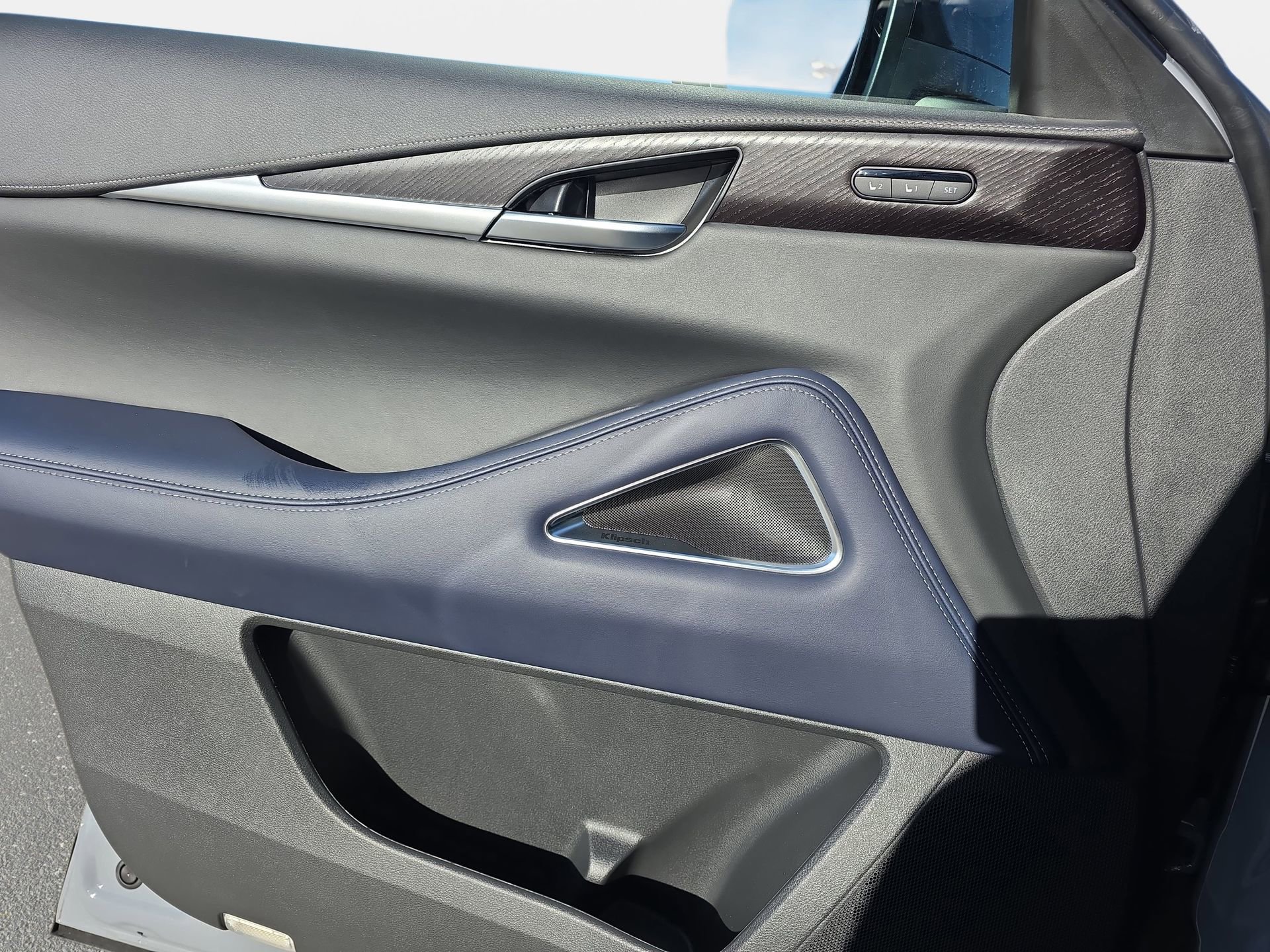 New 2026 INFINITI QX60 Sport w/ Dark Cargo Package AWD/4WD image 26