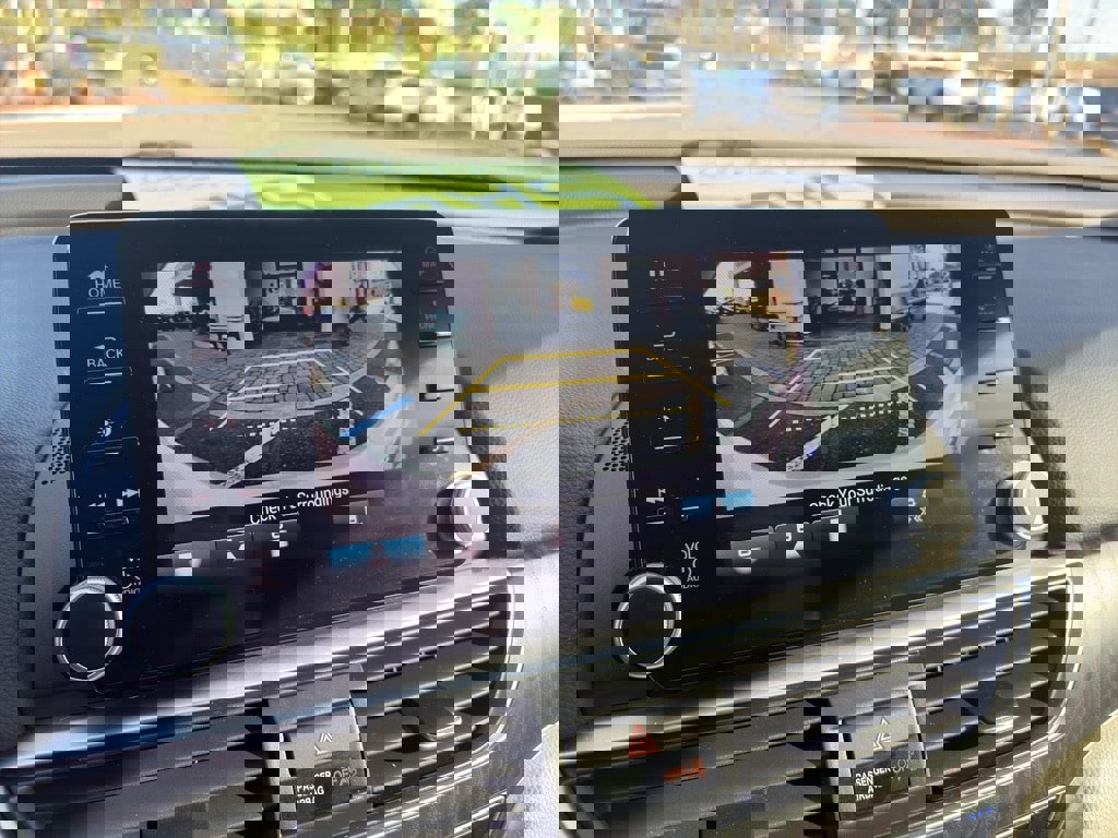 Used 2022 Honda Accord Touring image 12