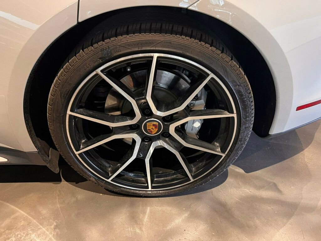 Used 2023 Porsche Taycan RWD image 11